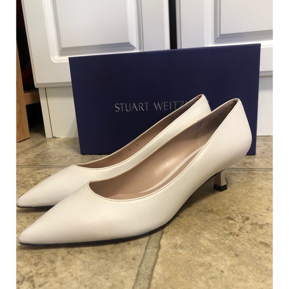stuart weitzman pointed toe pumps
